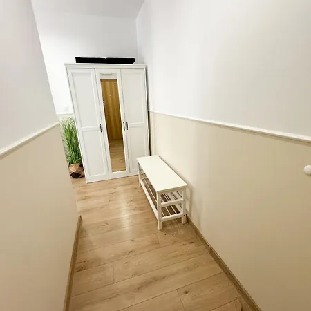 Nikola Apartment *